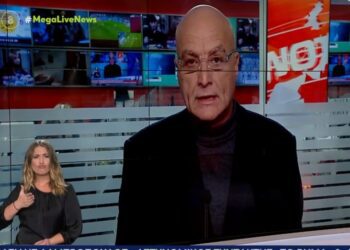 Απίστευτο! Έλληνας εργοδότης έριχνε τους εργαζόμενούς του για κάμψεις και στα στελέχη έδινε στρατιωτικούς τίτλους (video)