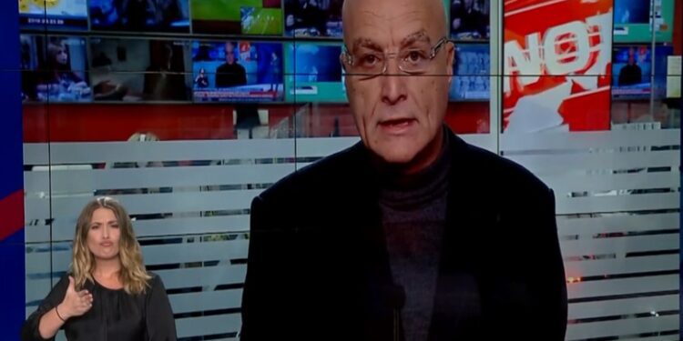 Απίστευτο! Έλληνας εργοδότης έριχνε τους εργαζόμενούς του για κάμψεις και στα στελέχη έδινε στρατιωτικούς τίτλους (video)