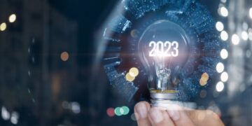 «Δεν θα υπάρχει καρκίνος, οι γυναίκες θα βάφουν μαύρα τα δόντια τους» – Πώς προέβλεπαν το 2023 οι άνθρωποι του 1923