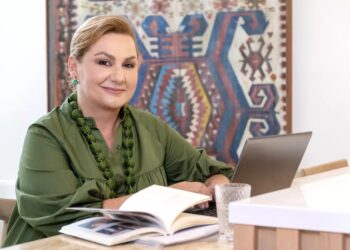 Συγκλονίζει η Ρέα Βιτάλη για τον καρκίνο: «Είναι μια τραγωδία εκείνη την ώρα, μόλις είχαν βγει τα μαλλάκια μου»