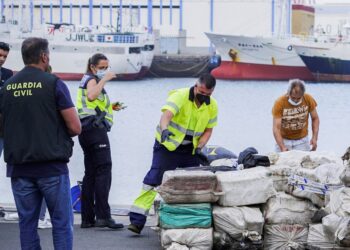 Alldaynews.gr Τενερίφη: Πλοίο ελληνικών συμφερόντων μετέφερε 4,5 τόνους κοκαϊνης