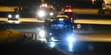 Συμβαίνει Τώρα: Θρίλερ στο «Ελ. Βενιζέλος» – Σήμα για βόμβα σε Boeing 737 της Ryanair γεμάτο επιβάτες