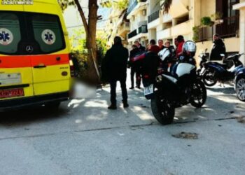 Τραγωδία-ΤΩΡΑ: Άνδρας αυτοκτόνησε στη μέση του δρόμου[Σοκαριστικές Εικόνες]