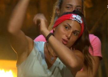 Survivor All Star: Η Ασημίνα είχε παρέα – Αυτή είναι η δεύτερη παίκτρια που πιάστηκε με κινητό (video)