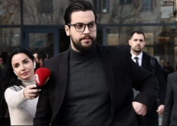 Επίθεση απο Μάνο Δασκαλάκη: Μέσα σε μια πρόταση ”Τελειώνει” την Υπόθεση Θρίλερ![video]