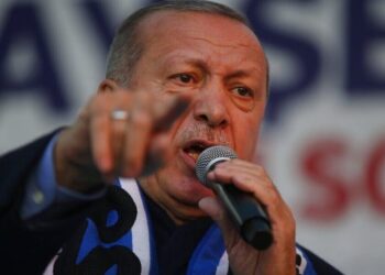 Alldaynews.gr Ερντογάν σε Έλληνες: «Αν είστε ήσυχοι, μη φοβάστε τους πυραύλους μας –Το εννοούμε, θα έρθουμε νύχτα»