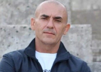 Αυτός είναι ο επιχειρηματίας που σκοτώθηκε στο τροχαίο στη Λ. Ποσειδώνος- Έκκληση για πληροφορίες από την ΕΛΑΣ