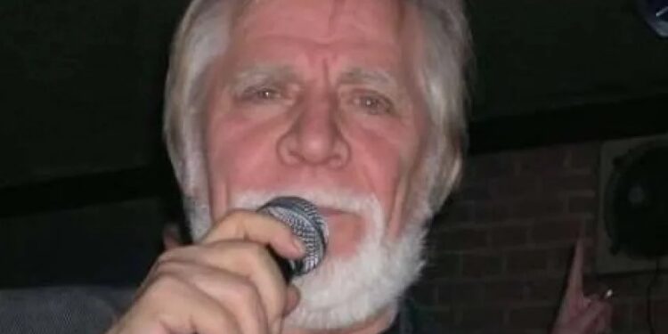 Γιώργος Καμπουρίδης: Στον πλειστηριασμό για χρέη 28.000 ευρώ το σπίτι του γνωστού τραγουδιστή