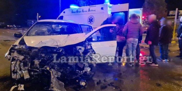 Alldaynews.gr Νέο σοβαρό τροχαίο ΠΡΙΝ ΑΠΟ ΛΙΓΟ: Τραυματίες και εγκλωβισμένα άτομα έξω από τη Λαμία (φωτο, video)