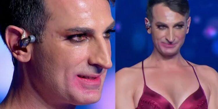 Alldaynews.gr Αντώνης Παπαηλίας: Ποιά είναι πραγματικά η «Λόλα», που κέρδισε στο J2US; Φωτογραφίες χωρίς περούκα και μακιγιάζ