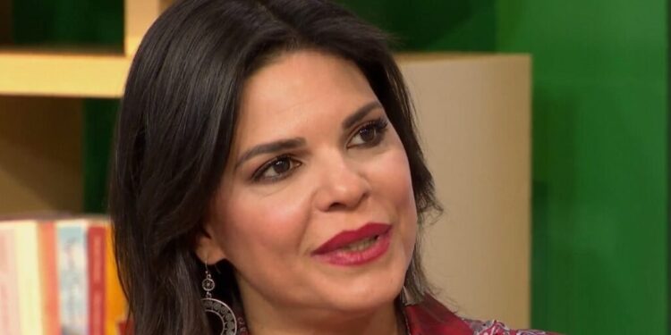 Μαρίνα Ασλάνογλου: Όταν γνώρισα τον σύζυγό μου, δεν ήξερε καν ότι είμαι ηθοποιός