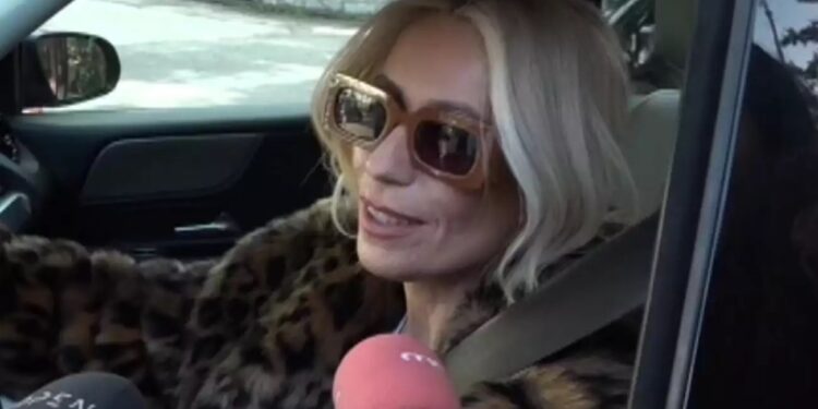 Alldaynews.gr Μαρία Μπακοδήμου: «Ο Μπο απέδειξε ότι είναι πολύ ωραίος τύπος και πολύ μάγκας»