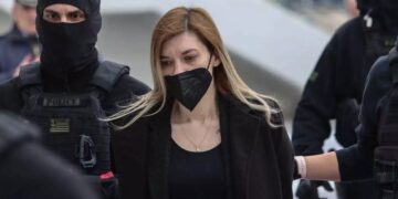 Alldaynews.gr ”Έσπασε” Δεν Άντεξε: Έβαλε τα Κλάματα η Ρούλα Πισπιρίγκου