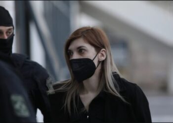 Μια άλλη Ρούλα Πισπιρίγκου: Με 30 κιλά λιγότερα και με μαλλί κομμωτηρίου στη δίκη της άκουσε τα δυσάρεστα[video]