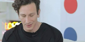 Alldaynews.gr Συγκλονίζει ο Μιχάλης Σαράντης: «Όποιος ήταν δίπλα μου πάθαινε κακό. Χάσαμε πολλά άτομα από την οικογένειά μου» (video)