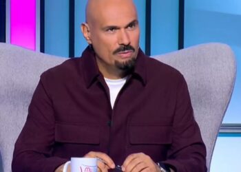 Άφωνος ο Σκουλός στο My Style Rocks! “Είναι πάρα πολύ κοντό, φαίνεται το ποπουδάκι σου”