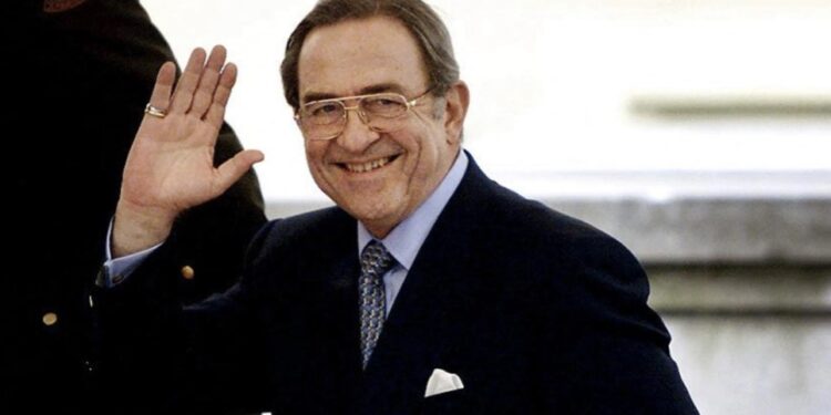 Alldaynews.gr Τέως βασιλιάς Κωνσταντίνος: Όλα έτοιμα για το λαϊκό προσκύνημα στη σορό του