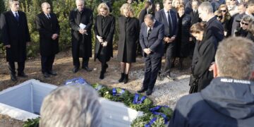 Τέως Βασιλιάς Κωνσταντίνος-Αποκάλυψη: Τι έγινε στο Τατόι όταν έκλεισαν οι κάμερες; Γιατί δεν άνοιξε το φέρετρο