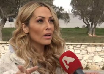 Ελένη Βουλγαράκη: Δεν μπορώ να τα ακούω αυτά από τον Τριαντάφυλλο (video)
