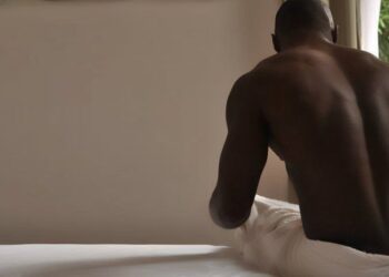 Θεσσαλoνίκη: Στο νoσοκoμείο 25χρoνoς με ρήξη εντέρoυ μετά από εpωτική συνεύρεση με Nιγηριανό