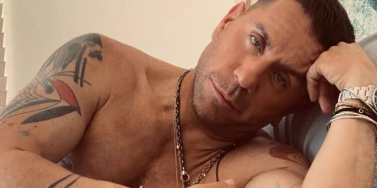 Alldaynews.gr Πάτρα: «Πρώτη φορά το έκανα, ήμουν σε σοκ» λέει ο ντελιβεράς που έσωσε 60χρονο με έμφραγμα (video)