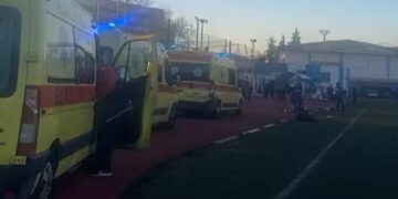 Θεσσαλονίκη: 18χρονος υπέστη ανακοπή καρδιάς την ώρα που έπαιζε ποδόσφαιρο –Προσπαθούν να τον κρατήσουν στη ζωή (video)