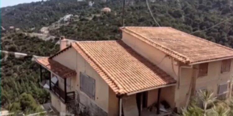 Alldaynews.gr Τραγικές ώρες για τον Πέτρο Φιλιππίδη: Σε 7 μέρες χάνει και το τελευταίο σπίτι του σε πλειστηριασμό για 176.000 ευρώ