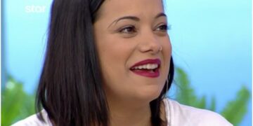Alldaynews.gr «Άναψα ένα κεράκι στη ψυχούλα αυτή»: Ραγίζει καρδιές η Κατερίνα Τσάβαλου για την αποβολή που είχε