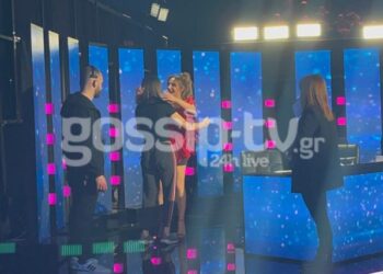 J2US: Τα «έχασε» η Βανδή όταν είδε ξαφνικά την κόρη της!