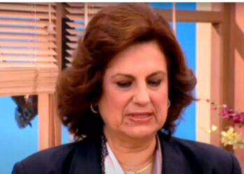 Alldaynews.gr Μαίρη Παναγάκου: Δύσκολες ώρες στο νοσοκομείο πριν την κηδεία του γιου της