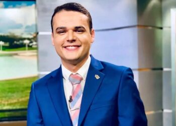 Τραγωδία! Νεκρός νεαρός δημοσιογράφος την ώρα που κάλυπτε δολοφονία 20χρονης