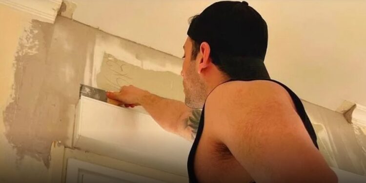 Alldaynews.gr Έφυγε από τη «Γη της ελιάς» και το έριξε στις οικοδομικές εργασίες