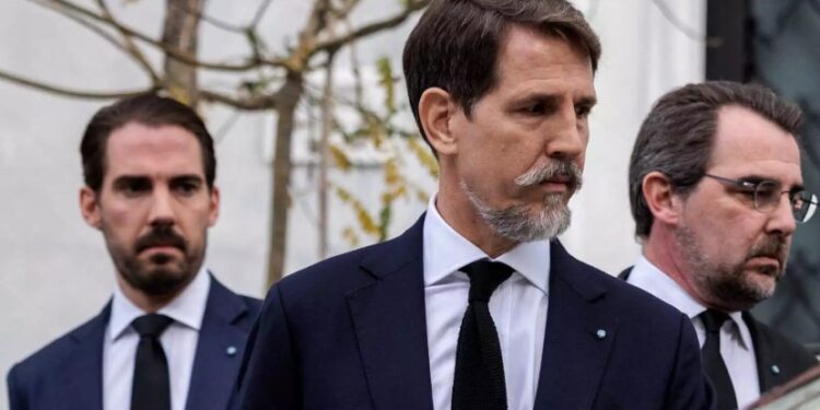 Alldaynews.gr Τέως βασιλιάς Κωνσταντίνος: Πιέσεις στον Παύλο για κάθοδο στην πολιτική – Η επιστολή που θα λάβει