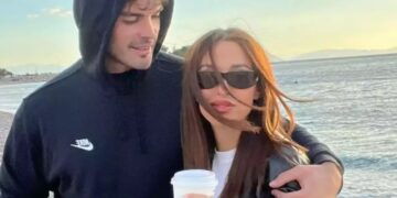 Ελένη Φουρέιρα: «Γέννησε φυσιολογικά, δεν τα παράτησε στιγμή» λέει ο γιατρός της