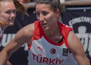 Σεισμός στην Τουρκία: Νεκρή η Νιλάι Αϊντογκάν