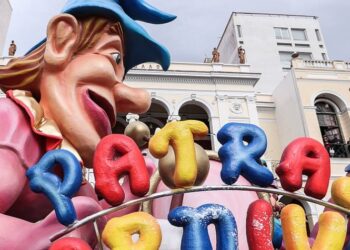 Χαμός στο Καρναβάλι της Πάτρας: 600 άτομα στα Νοσοκομεία