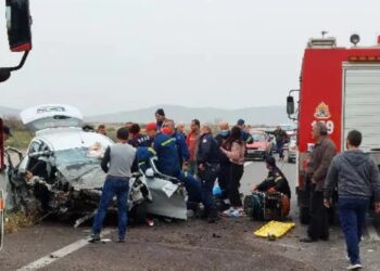 Πριν Λίγο: Φρικτό τροχαίο με έναν νεκρό-Καρφώθηκε σε δέντρο και μετά..[Φωτογραφίες]