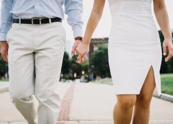 «Από τότε που πέθανε η σύζυγός μου κοιμάμαι με τη μητέρα της επειδή μου τη θυμίζει» – Η εξομολόγηση του Άκη