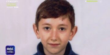 Alldaynews.gr Το ανεξιχνίαστο θρίλερ με τον μικρό Άλεξ: Τον σκότωσαν, τον κουβάλησαν με καρότσι και τον «έχτισαν» (vids)