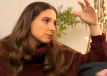 Φωτεινή Αθερίδου για τον Κωνσταντίνο Μαγκλάρα: «Τον είχα ερωτευτεί και ήμουν στα πατώματα, εκείνος δεν ήθελε και πολύ τις σχέσεις»