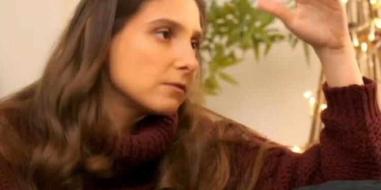 Alldaynews.gr Φωτεινή Αθερίδου για τον Κωνσταντίνο Μαγκλάρα: «Τον είχα ερωτευτεί και ήμουν στα πατώματα, εκείνος δεν ήθελε και πολύ τις σχέσεις»