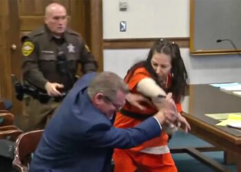 25χρονη που «αποκεφάλισε τον εραστή της και ασέλγησε στη σορό του»-Εκτός ελέγχου στο δικαστήριο