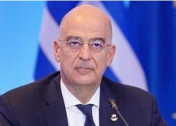 Εκτάκτως στο νοσοκομείο ο Νίκος Δένδιας