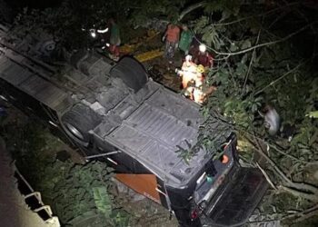 Φρικτό τροχαίο με λεωφορείο που μετέφερε ομάδα ποδοσφαίρου: 4 νεκροί και 29 τραυματίες ποδοσφαιριστές (φωτο)