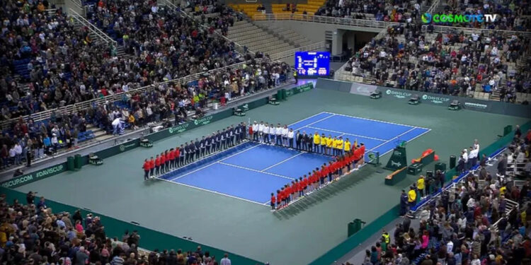 Alldaynews.gr Βαθιά συγκίνηση: «Έκλαψε» ολόκληρο το ΟΑΚΑ για τους δύο πιλότους