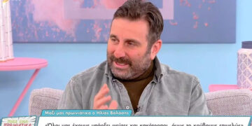 Συγκλονίζει για τη μητέρα του ο Ηλίας Βαλάσης: «Αναγκάστηκα να περιθάλψω τον άνθρωπο που σιχαινόμουν»