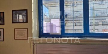 Alldaynews.gr «Πόλεμος» στα σχολεία του Βόλου: Συμμορία 20 ατόμων έκανε επίθεση με καδρόνια, τραυματίστηκε καθηγήτρια