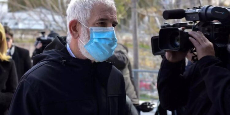 Alldaynews.gr Πέτρος Φιλιππίδης: Ποινή κάθειρξης οκτώ ετών για τις δύο απόπειρες βιασμού – Ελεύθερος με περιοριστικούς όρους