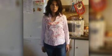 Alldaynews.gr Θύμα ξυλοδαρμού από τον σύζυγό της η κόρη της άγρια δολοφονημένης Βάιας Γκανιά