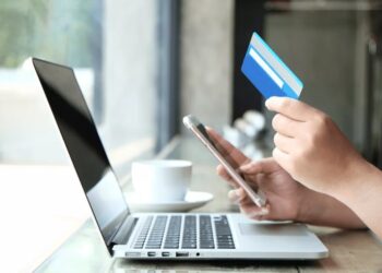 Απάτη «μαμούθ» στη Λάρισα: «Σήκωσαν» από λογαριασμό επιχειρηματία 195.000 ευρώ!